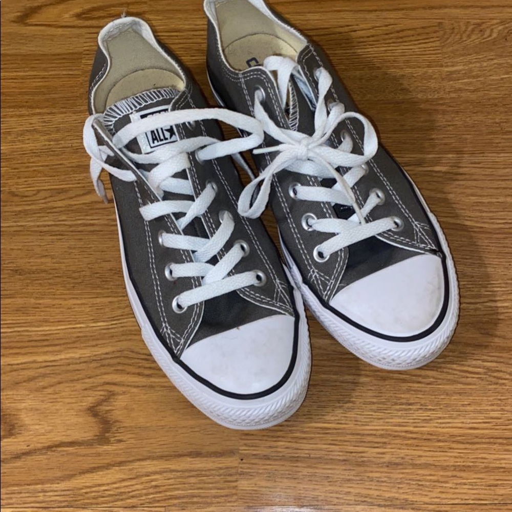 Converse - Picture 2 of 3